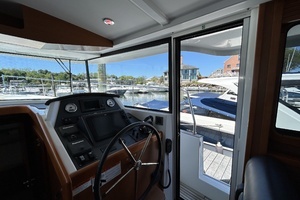 2018 Beneteau 44 Swift Trawler thumbnail 13