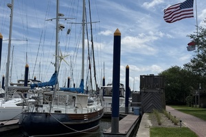 Yankee Clipper 46ft Fisher Yacht For Sale