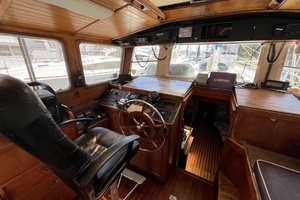 1977 Fisher 46 thumbnail 3