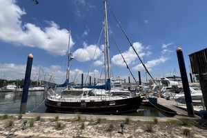 1977 Fisher 46 thumbnail 2