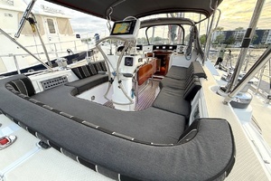 2014 Hylas 56 thumbnail 13