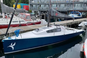 Endeavor 24ft Seascape Yacht For Sale