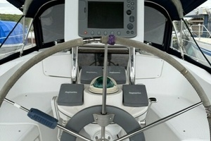 DECATUR TWO 36ft Hunter Yacht For Sale