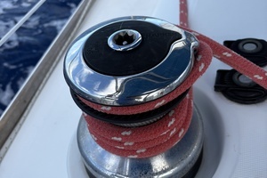 2010 Beneteau thumbnail 33