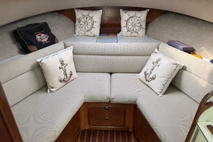 LEXI BRI 30ft Black Watch Yacht For Sale