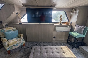 1987 Bluewater Yachts 51 Coastal Cruiser Cockpit thumbnail 19
