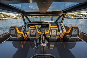 2026 Vanquish 55 Veloce thumbnail 9