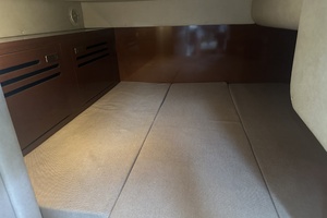 HAS GENERATOR 26ft Sea Ray Yacht For Sale