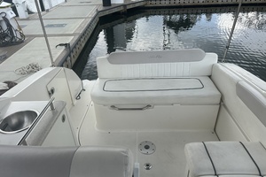 HAS GENERATOR 26ft Sea Ray Yacht For Sale