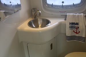 HAS GENERATOR 26ft Sea Ray Yacht For Sale