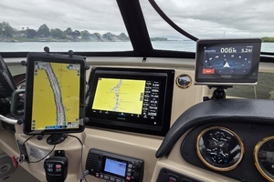 2005 Carver 444 Motor Yacht thumbnail 13