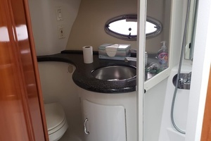2005 Carver 444 Motor Yacht thumbnail 12
