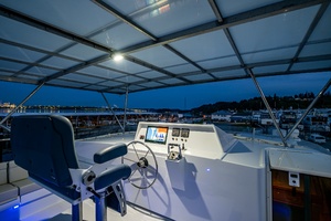2009 Powercat 58 thumbnail 28