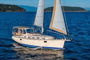 2020 Island Packet 349 thumbnail 2