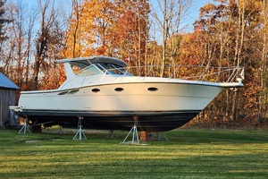 CRAZY LOVE 35ft Tiara Yachts Yacht For Sale