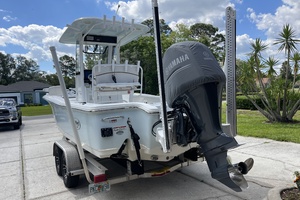 25ft Sea Hunt Yacht For Sale
