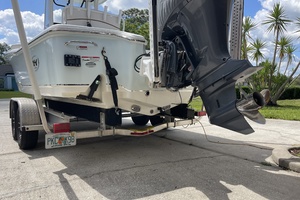 25ft Sea Hunt Yacht For Sale