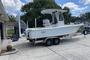 25ft Sea Hunt Yacht For Sale
