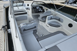 22ft Bayliner Yacht For Sale