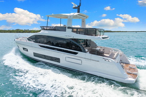 62FT (18.9M) AZIMUT