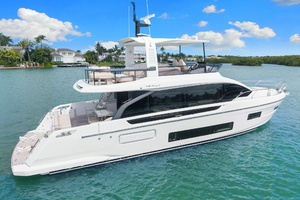 62FT (18.9M) AZIMUT