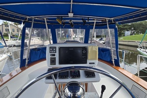 Damn Skippy 42ft Endeavour Yacht For Sale