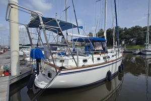Damn Skippy 42ft Endeavour Yacht For Sale