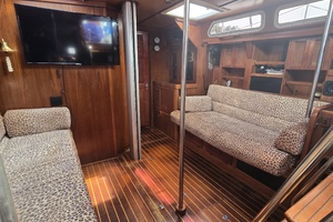 Damn Skippy 42ft Endeavour Yacht For Sale