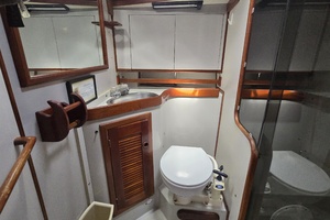 Damn Skippy 42ft Endeavour Yacht For Sale