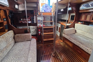 Damn Skippy 42ft Endeavour Yacht For Sale