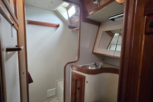 Damn Skippy 42ft Endeavour Yacht For Sale