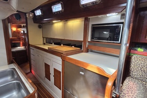 Damn Skippy 42ft Endeavour Yacht For Sale