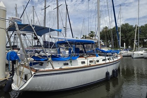 Damn Skippy 42ft Endeavour Yacht For Sale