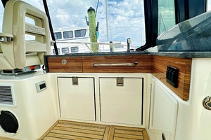 41FT (12.6M) BOSTON WHALER