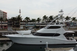 2007 Hatteras thumbnail 1