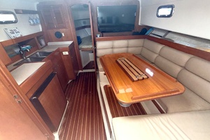34ft Mainship Yacht For Sale