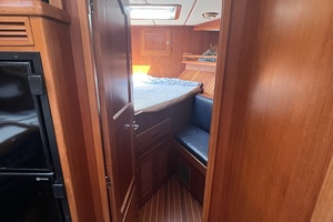36ft Heritage East Yacht For Sale