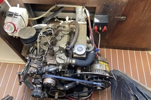 1984 Catalina 36 thumbnail 31
