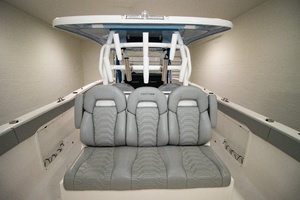 34ft Twin Vee Yacht For Sale
