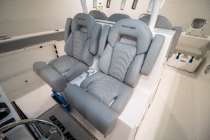 34ft Twin Vee Yacht For Sale