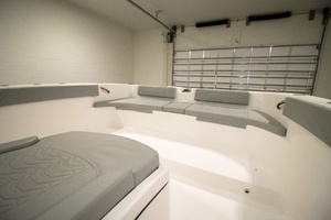 34ft Twin Vee Yacht For Sale