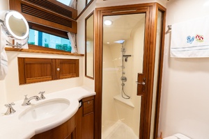 ANOTHER BUBBLE 72ft Marlow Yacht For Sale