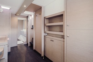 2020 Fountaine Pajot Saona 47 thumbnail 55