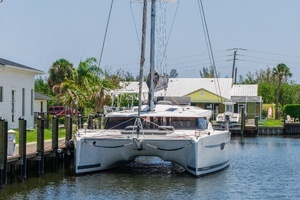 2020 Fountaine Pajot Saona 47 thumbnail 5