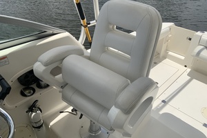 2007 Robalo R305WA 30ft Robalo Yacht For Sale