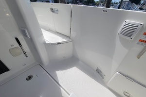 2020 Jeanneau NC 1095 Coupe thumbnail 13