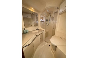 1999 Sea Ray 480 Sedan Bridge thumbnail 57