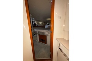 1999 Sea Ray 480 Sedan Bridge thumbnail 61