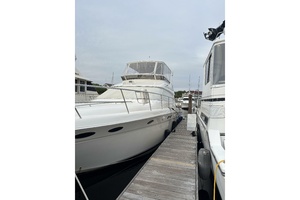 Miss Ellie 48ft Sea Ray Yacht For Sale