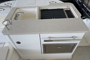 2009 Sea Ray 52 SEDAN BRIDGE thumbnail 30
